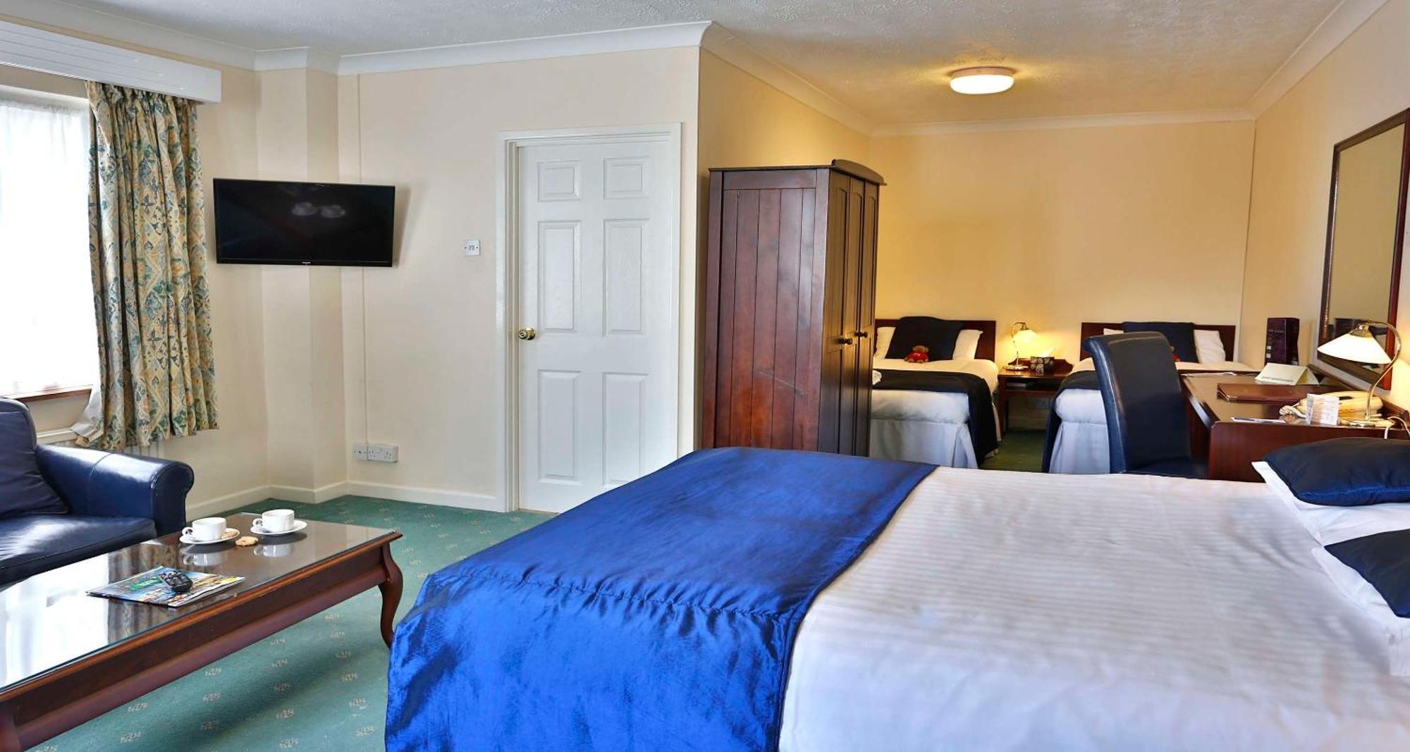 Best Western Premier Heronston Hotel & Spa Бридженд Экстерьер фото