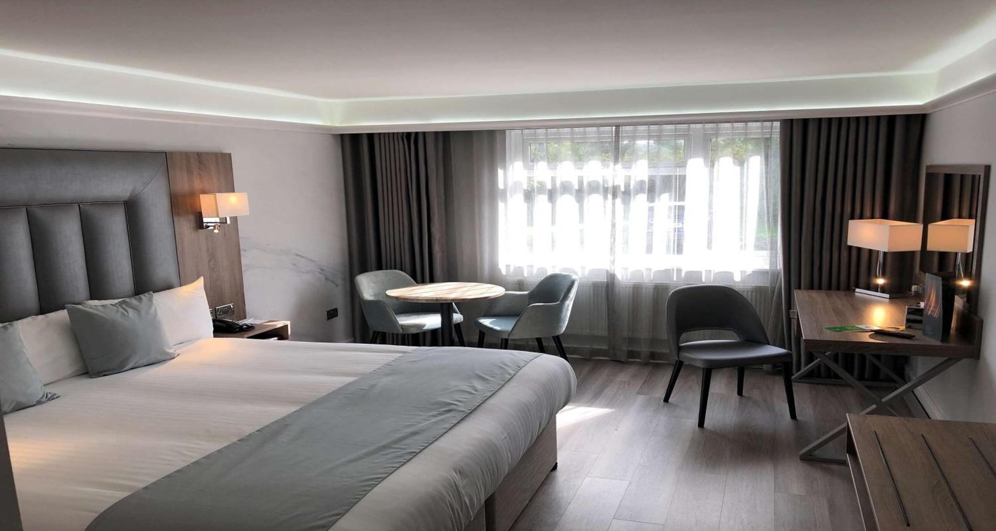 Best Western Premier Heronston Hotel & Spa Бридженд Экстерьер фото